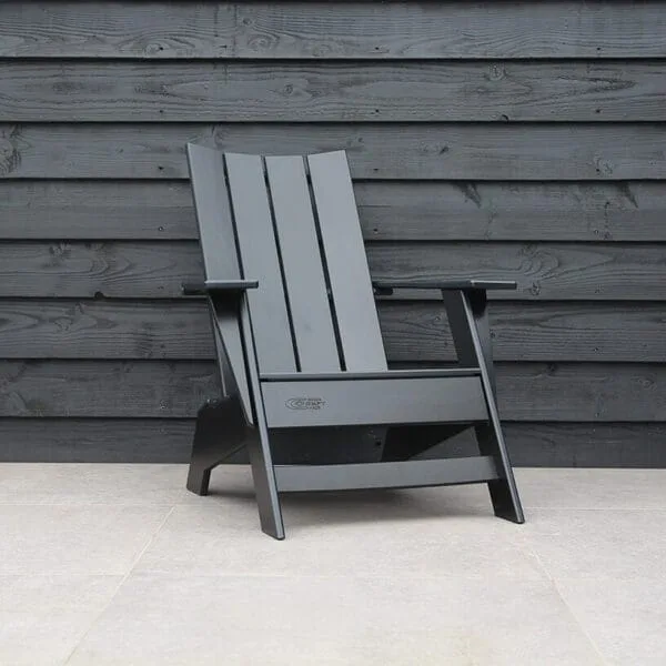 Modern adirondack chair zwart kunststof